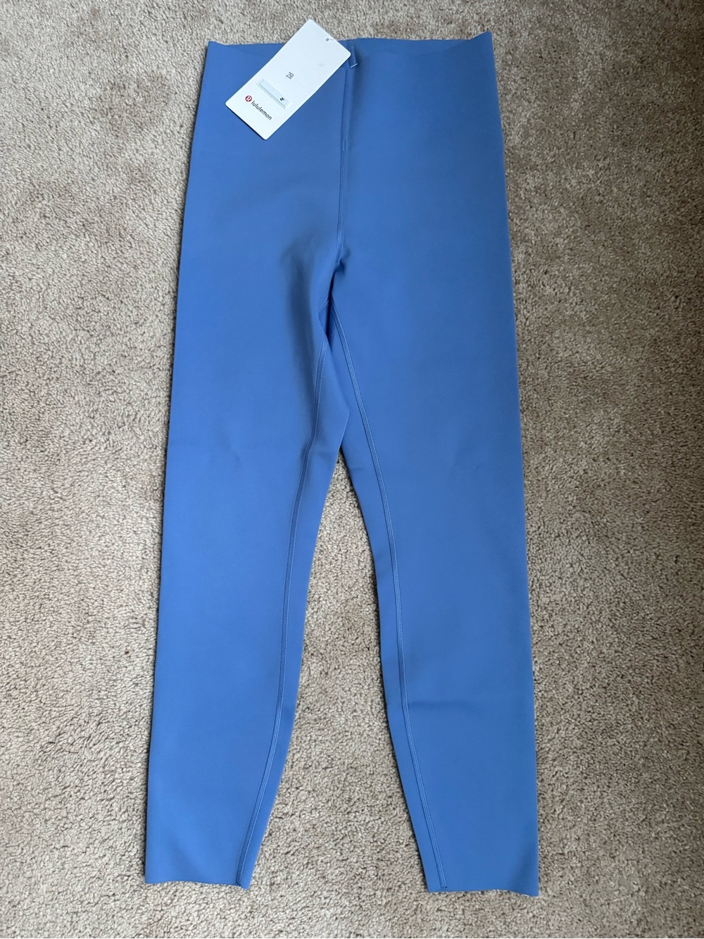 💙 Lululemon Glow Up SHR Tight 25” – Size 8